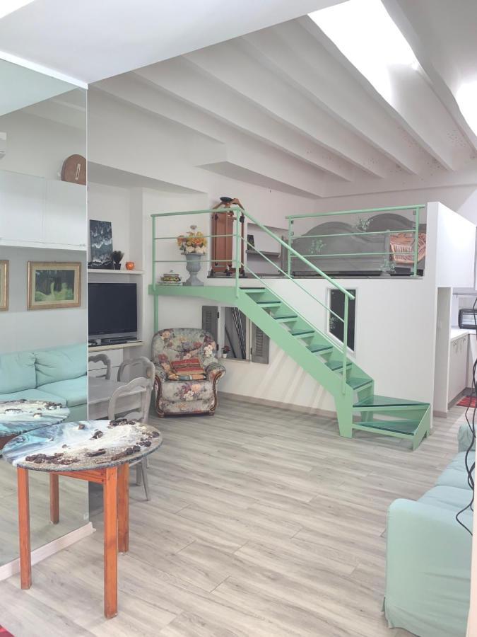 Joli Studio Au Soleil Apartment Menton Bagian luar foto