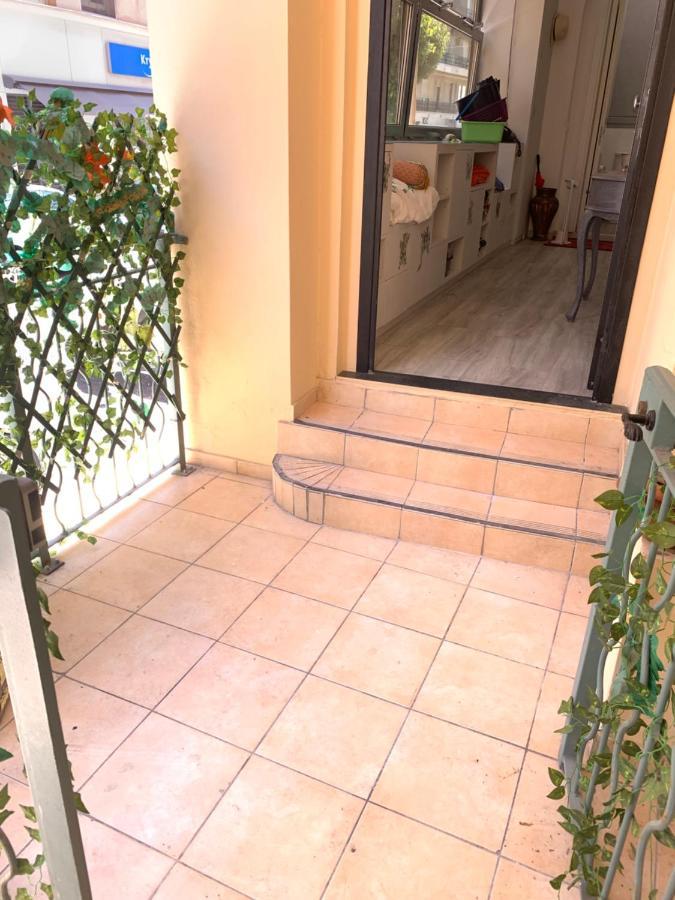 Joli Studio Au Soleil Apartment Menton Bagian luar foto