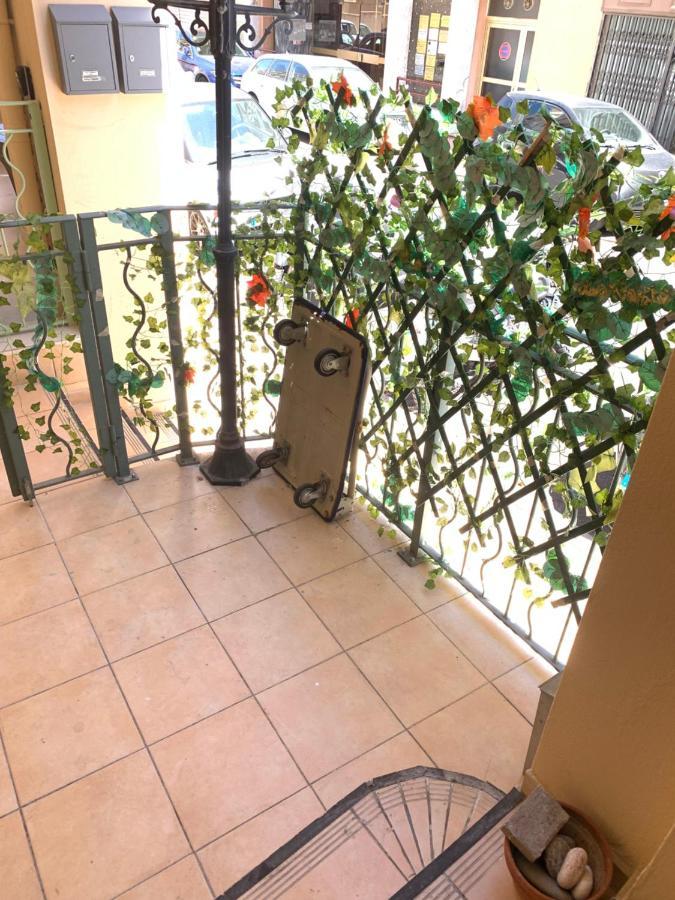 Joli Studio Au Soleil Apartment Menton Bagian luar foto